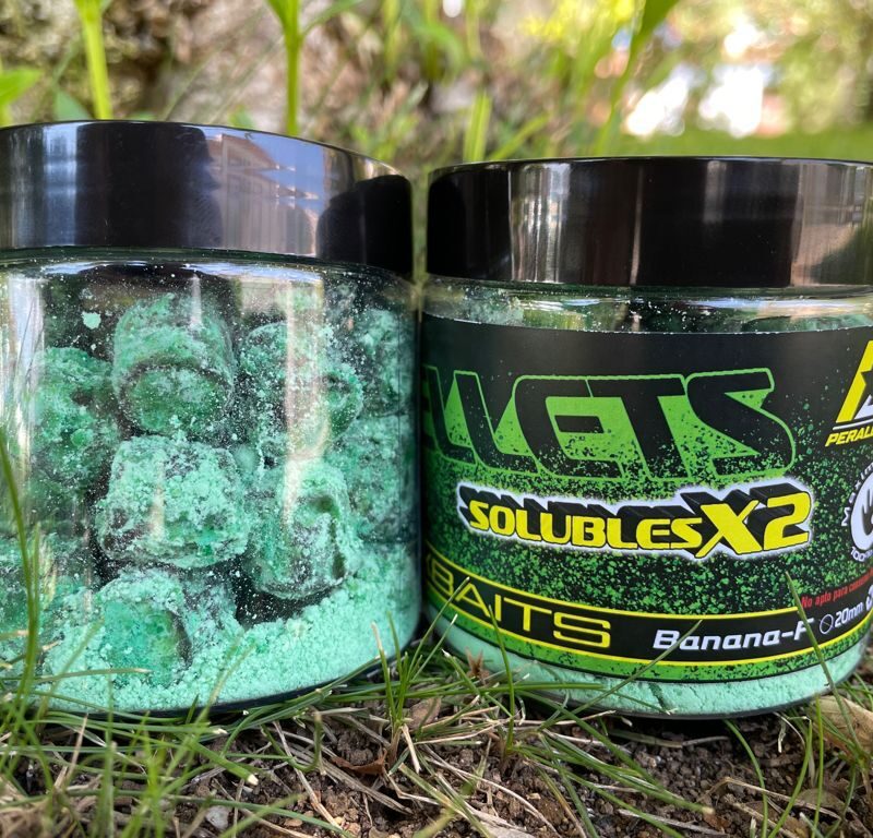 Pellets Peralbaits SolublesX2 14mm Banana Fresa